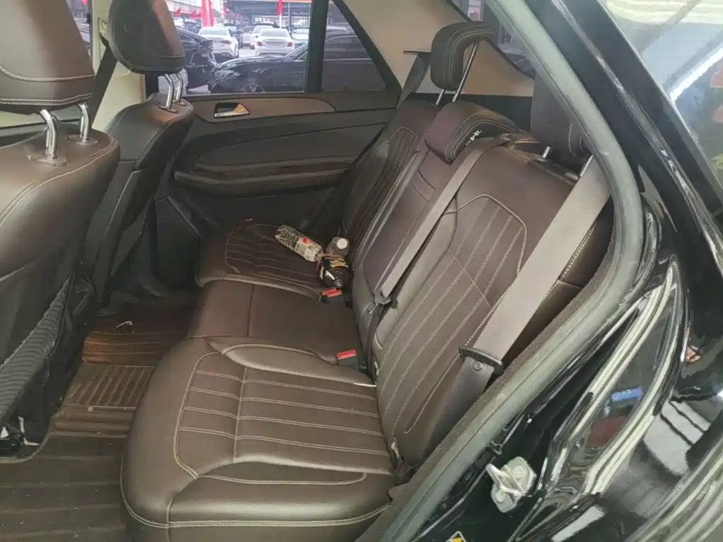 Mercedes-Benz GLE (Import) — миниатюра 17