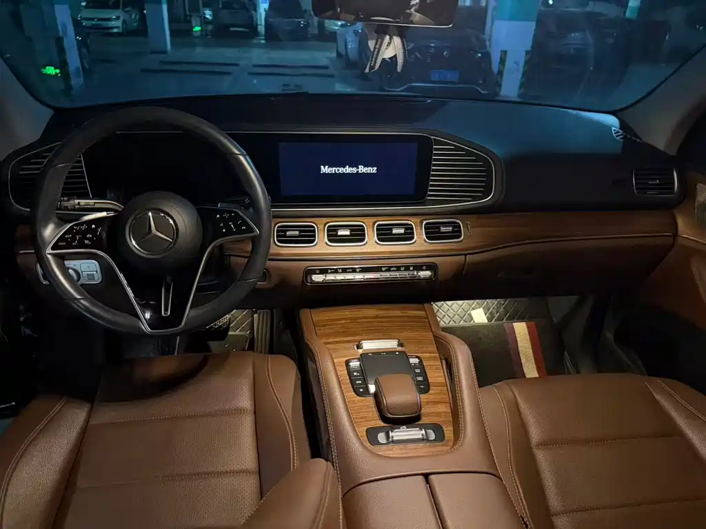 Mercedes-Benz GLE New Energy — миниатюра 5