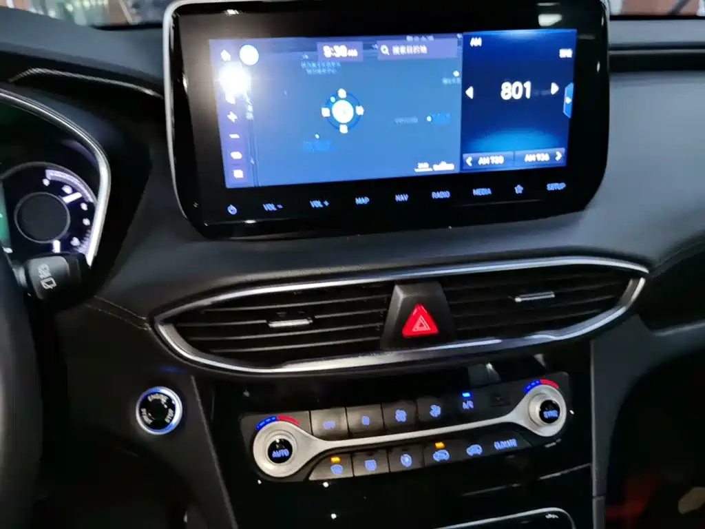 Hyundai Santa Fe — миниатюра 13
