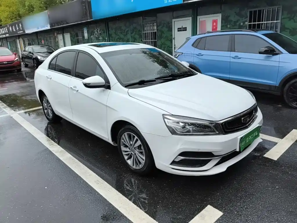 Geely Emgrand — миниатюра 4