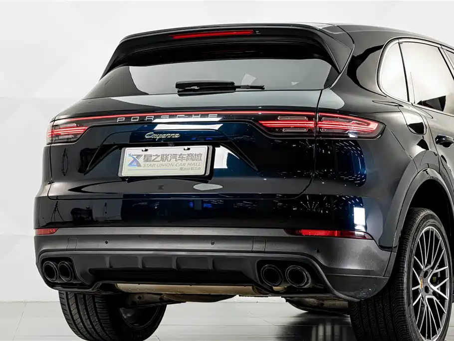 Porsche Cayenne Hybrid — миниатюра 7
