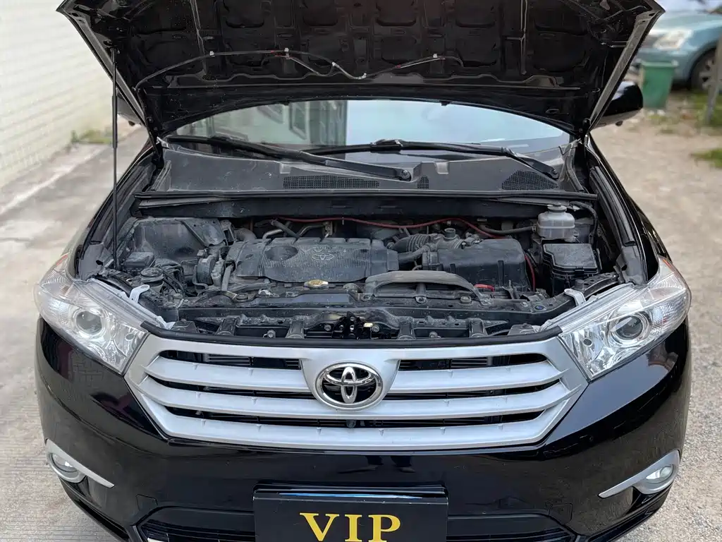 Toyota Highlander — миниатюра 12
