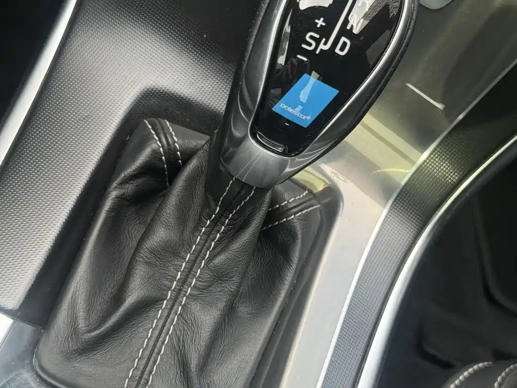 Volvo XC60 — миниатюра 11