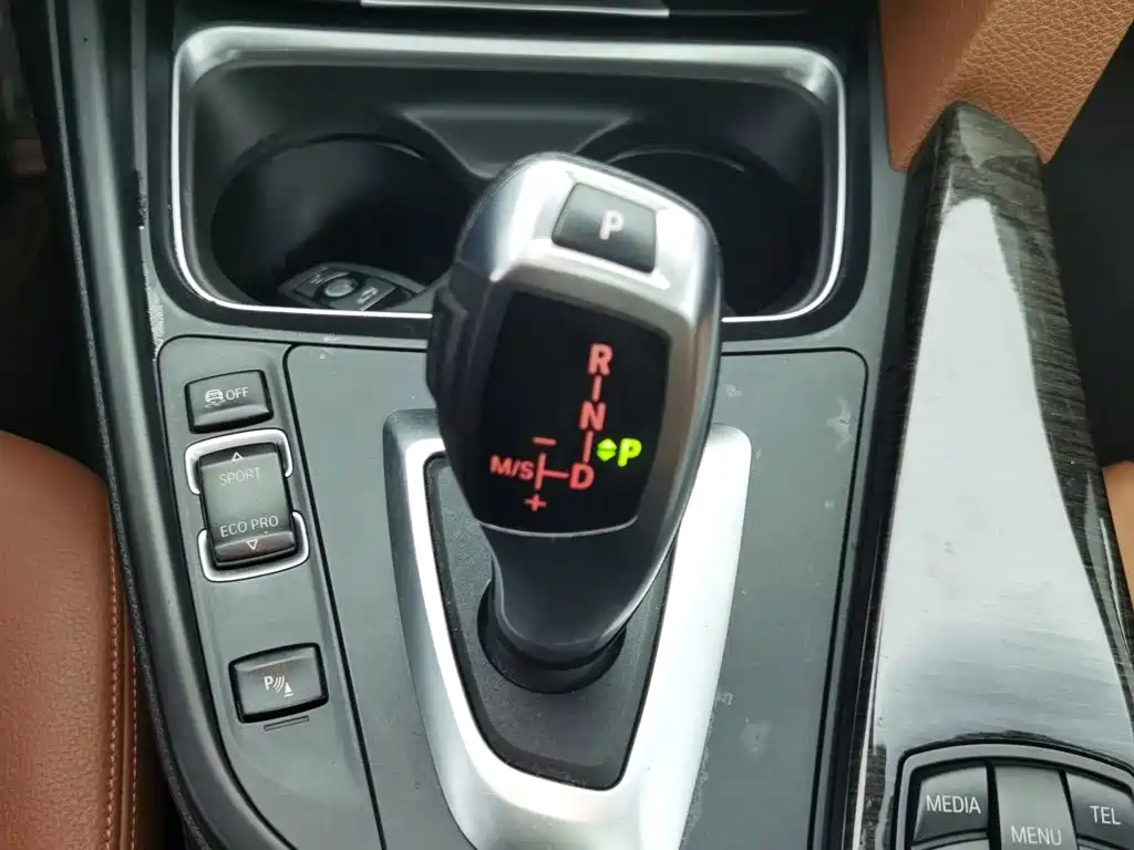 BMW 4 Series — миниатюра 13