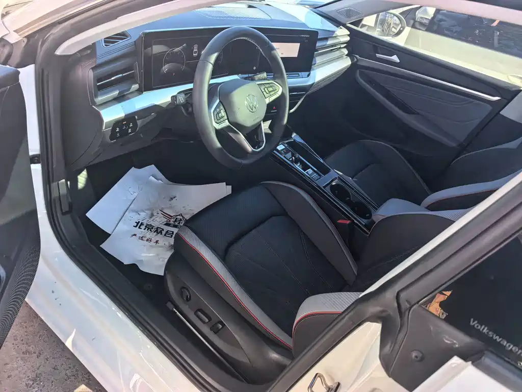 Volkswagen Lamando — миниатюра 6