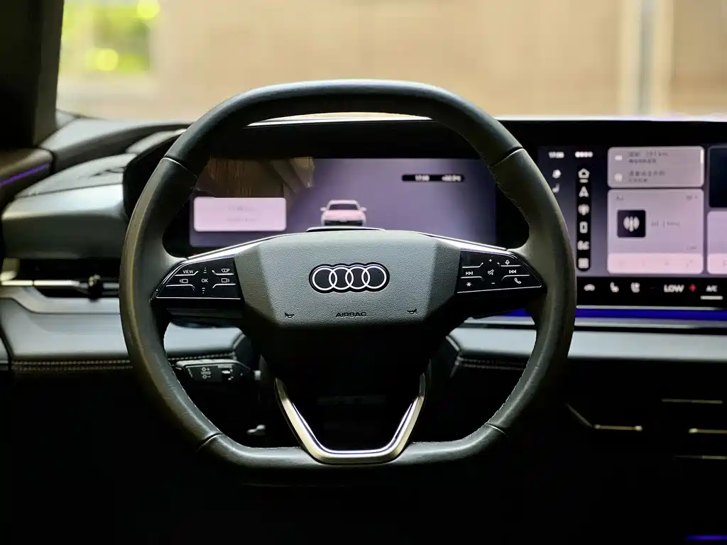 Audi Q6L e-tron — миниатюра 12