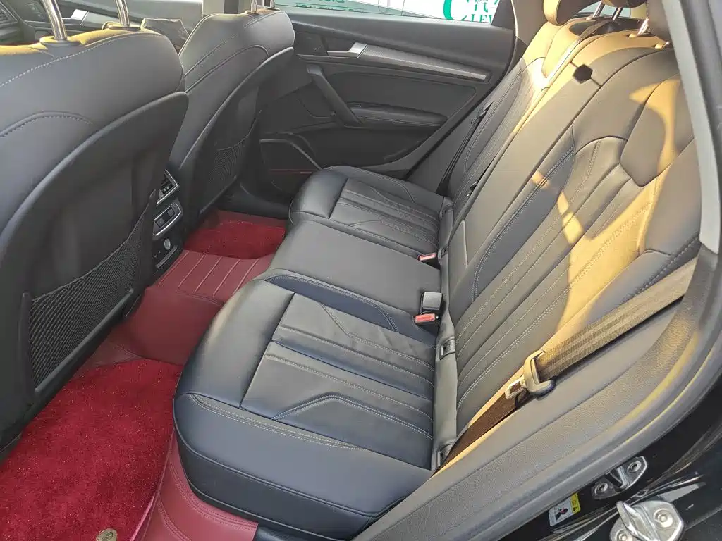 Audi Q5L — миниатюра 13