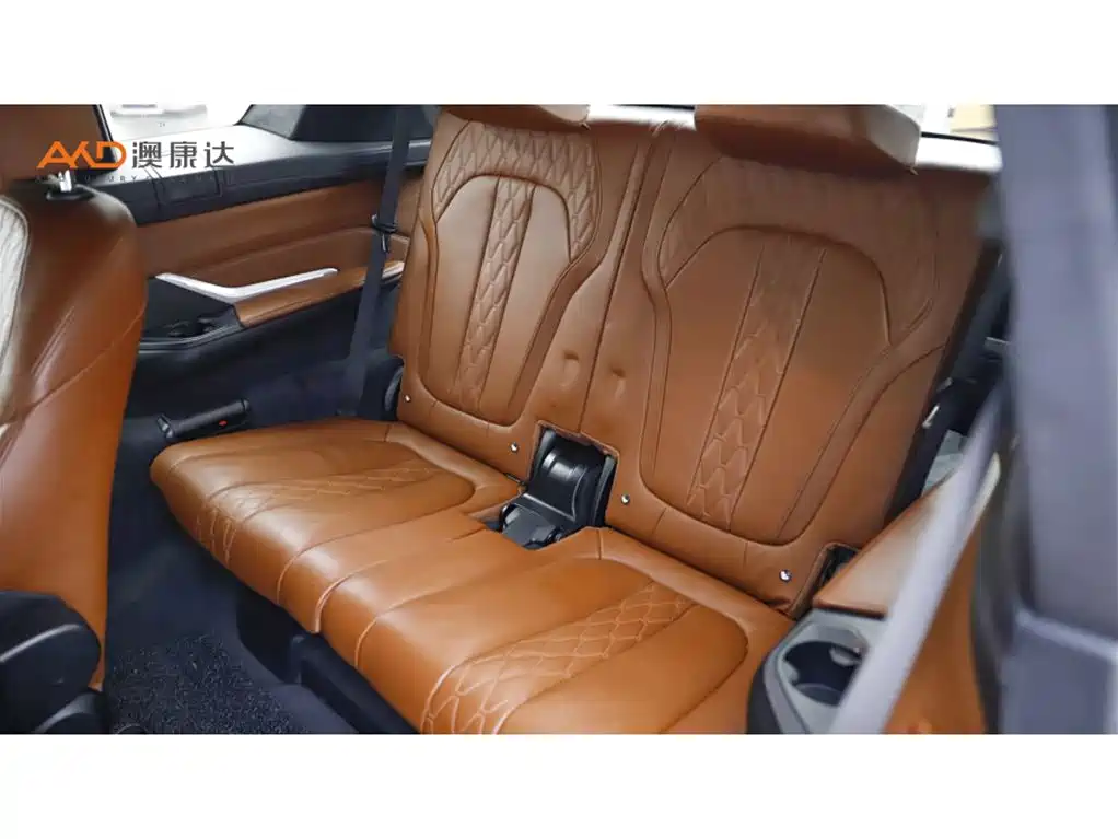 BMW X7 — миниатюра 9