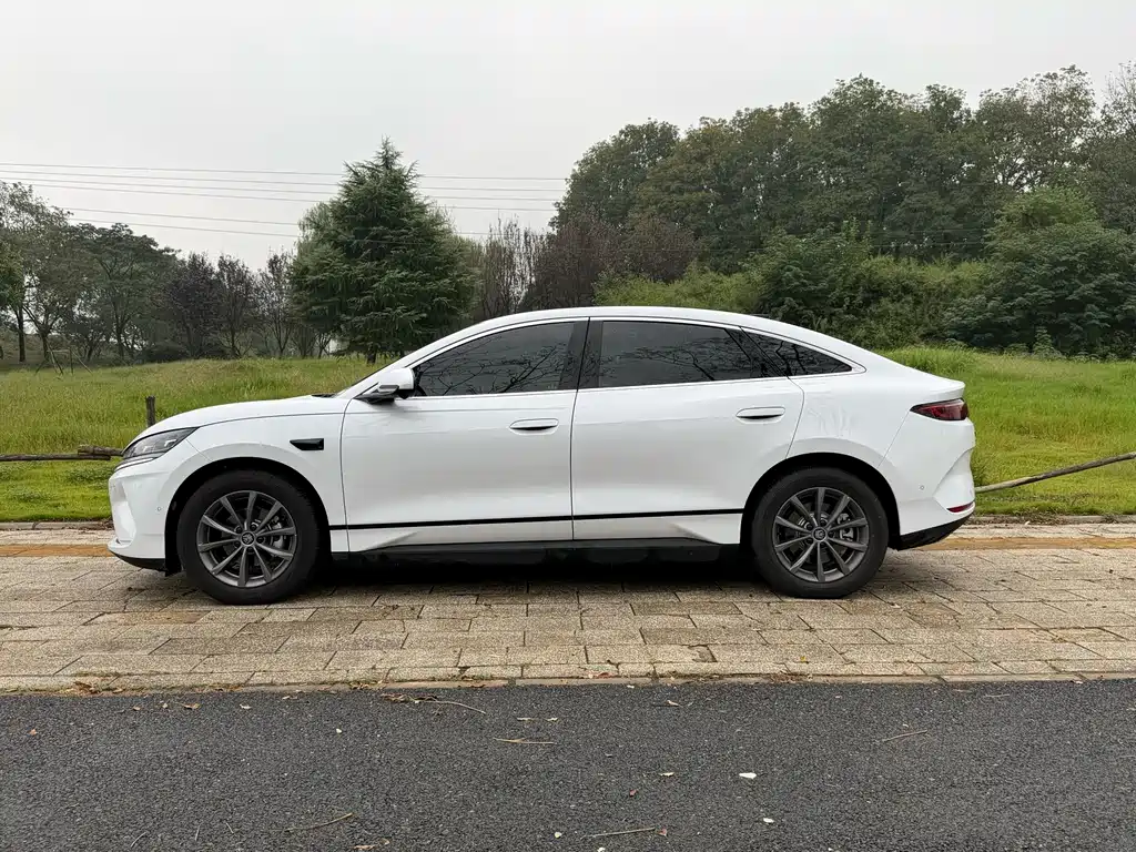 BYD Qin L — миниатюра 9