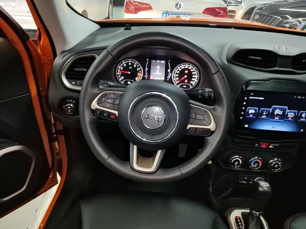 Jeep Renegade — миниатюра 11