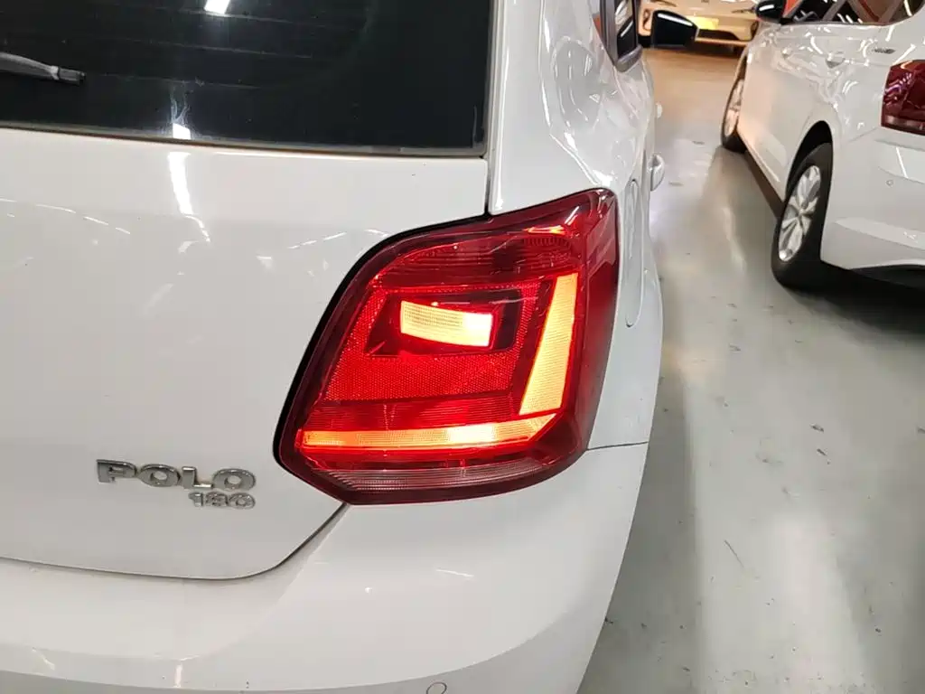 Volkswagen Polo — миниатюра 8