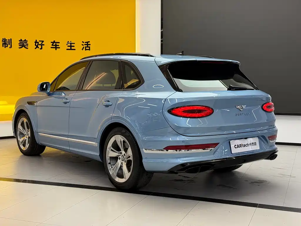 Bentley Bentayga — миниатюра 7