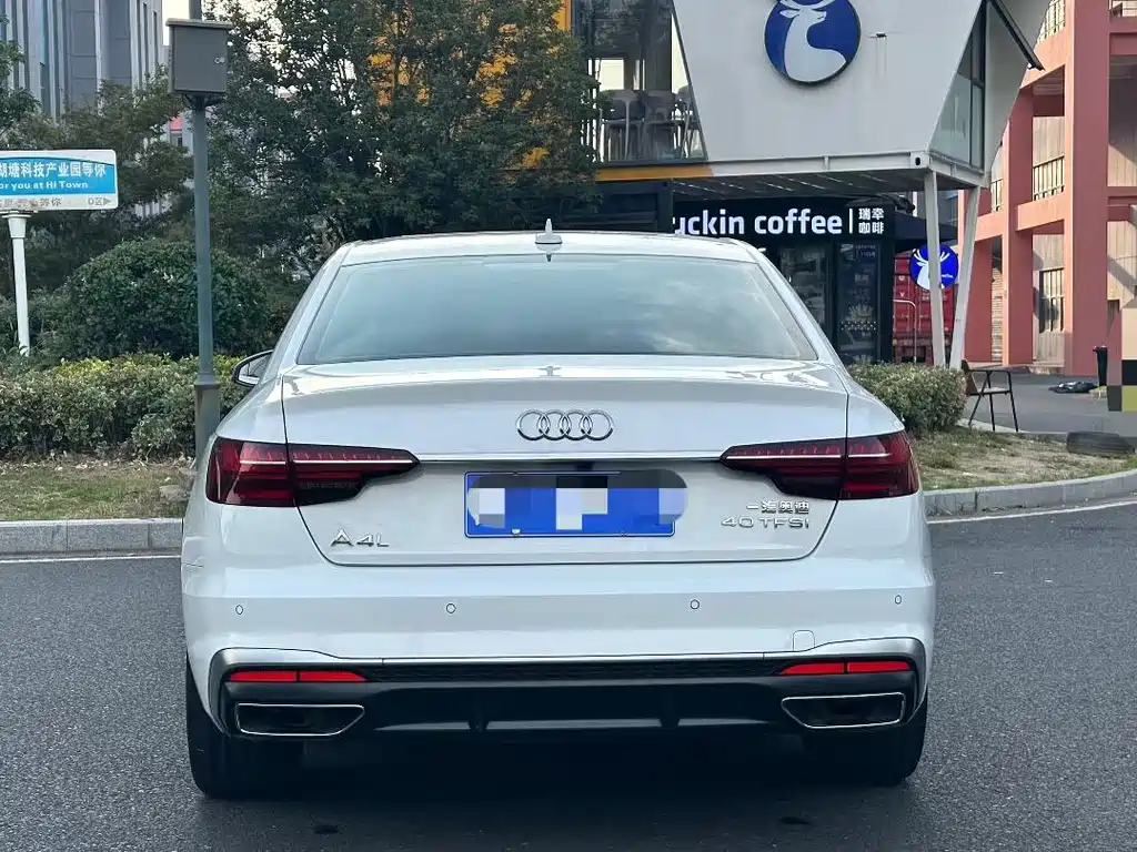 Audi A4L — миниатюра 4