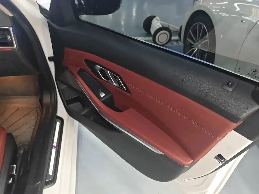 BMW 3 Series — миниатюра 18