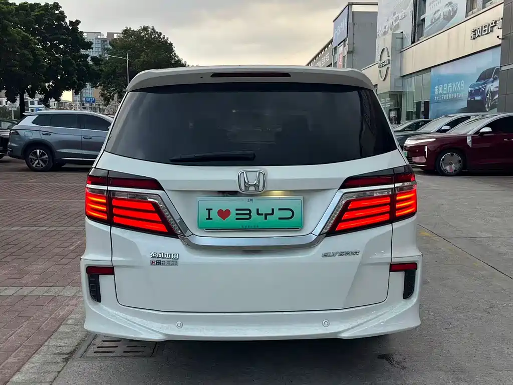 Honda Elysion — миниатюра 5