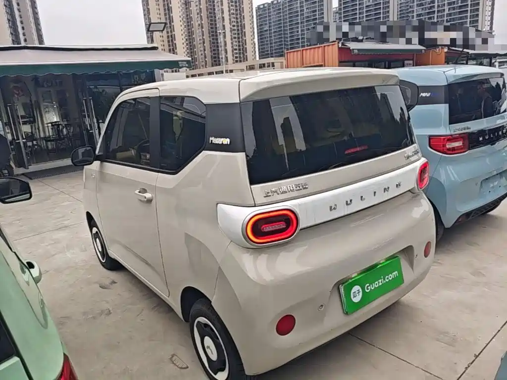 Wuling MINIEV — миниатюра 5