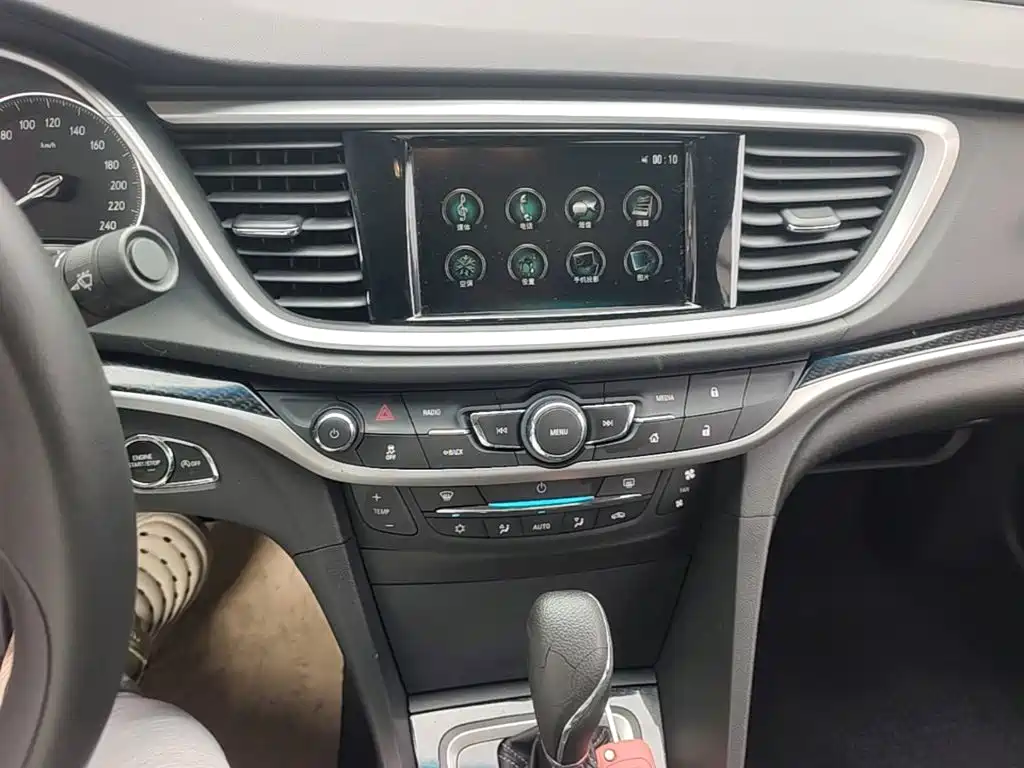 Buick Excelle — миниатюра 13