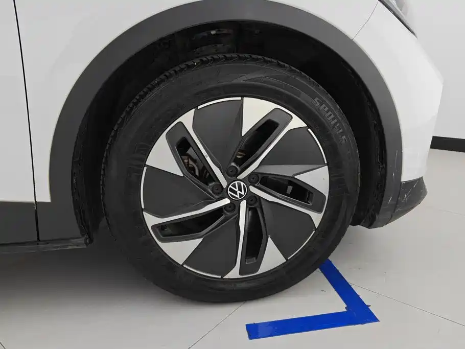 Volkswagen ID.4 Crozz — миниатюра 6