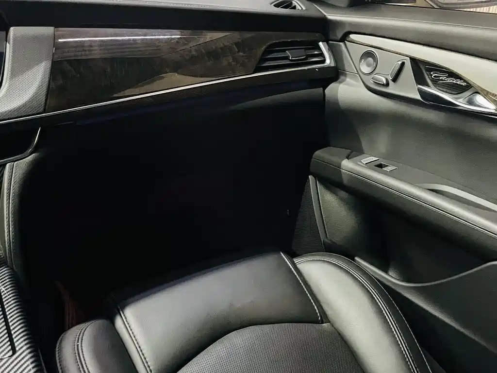 Cadillac CT6 — миниатюра 15