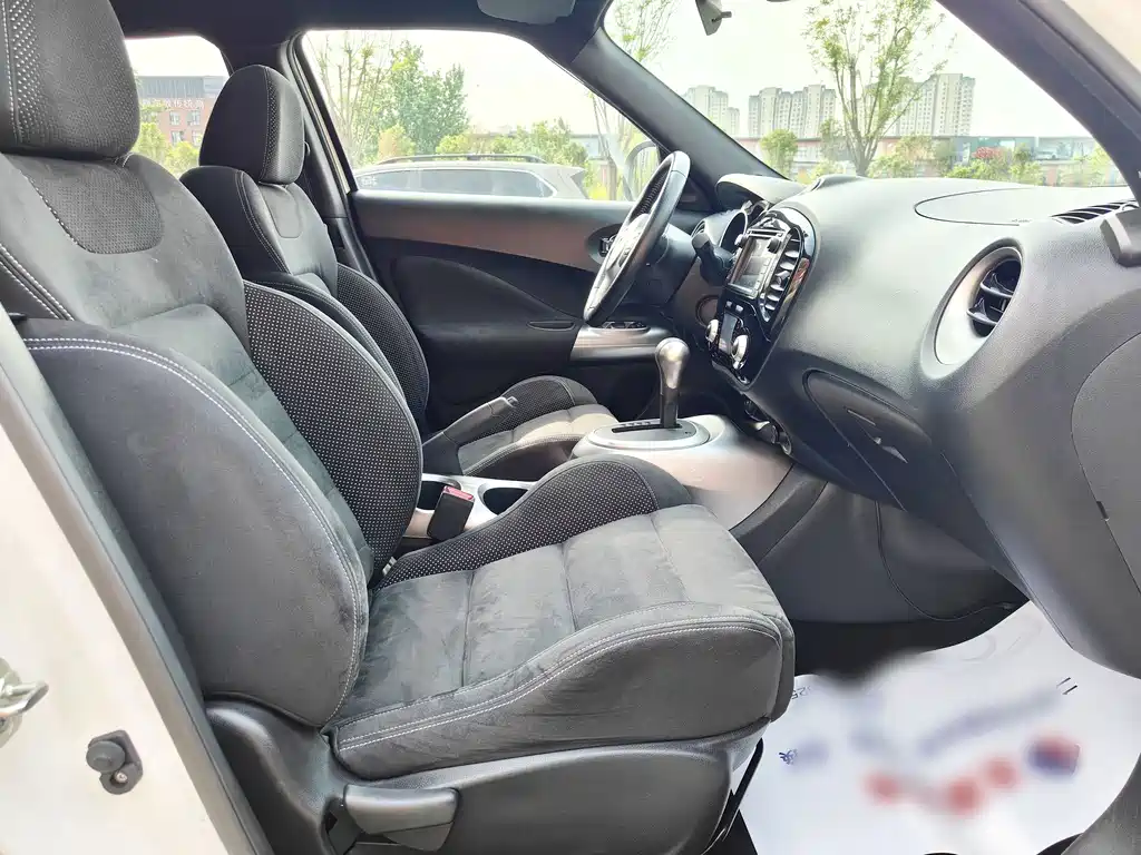 Infiniti ESQ — миниатюра 5