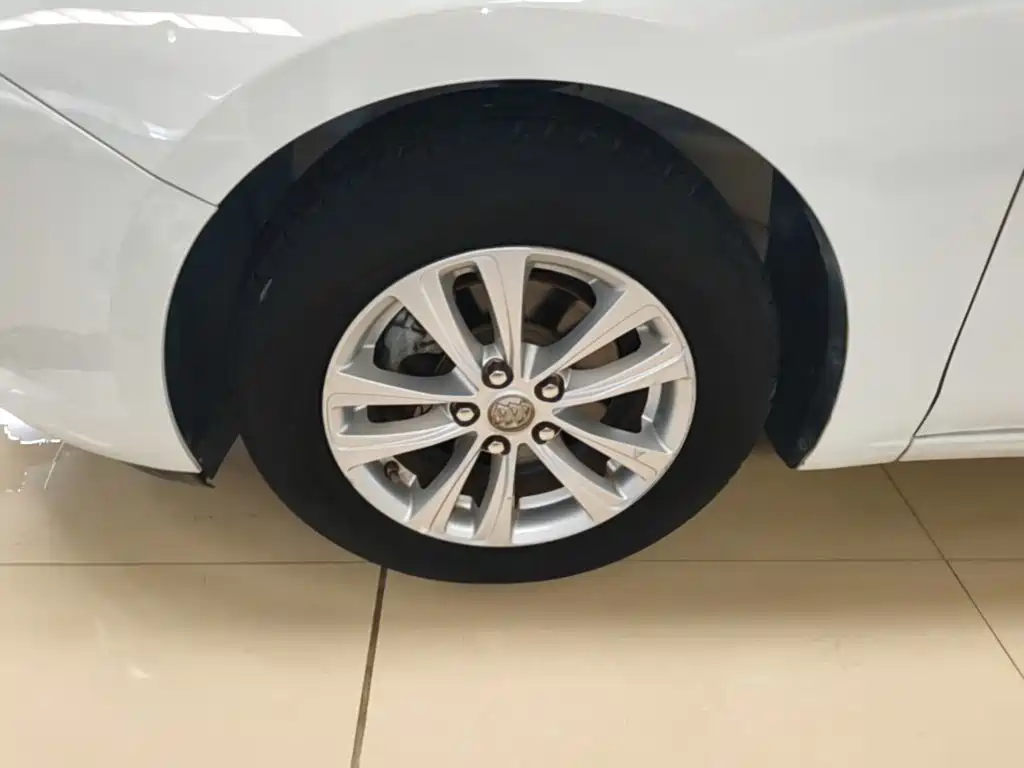 Buick Excelle — миниатюра 23