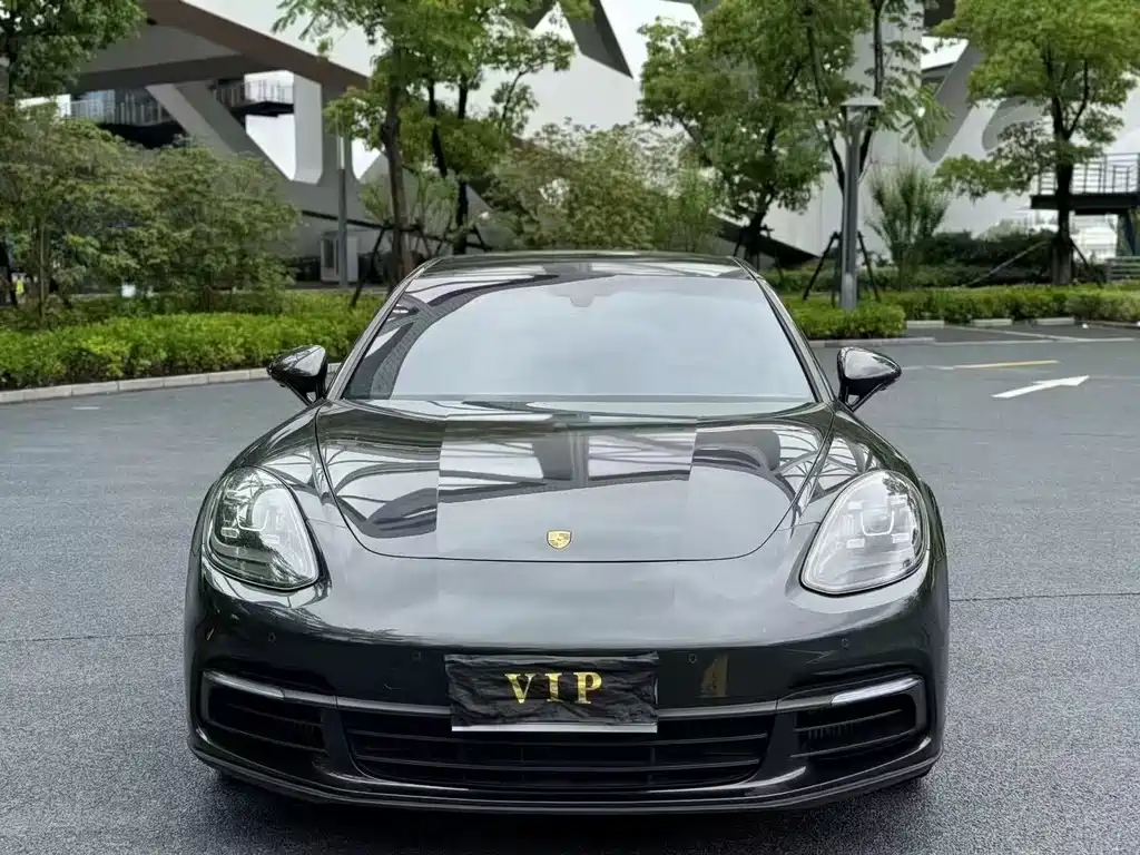 Porsche Panamera — миниатюра 2