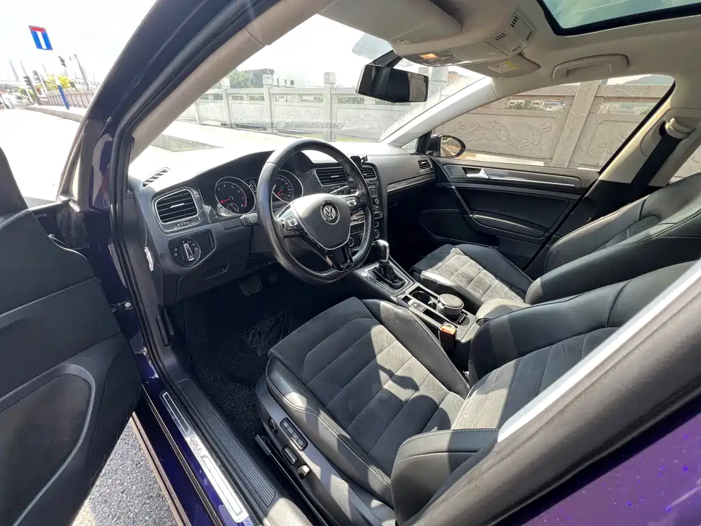Volkswagen Golf — миниатюра 6