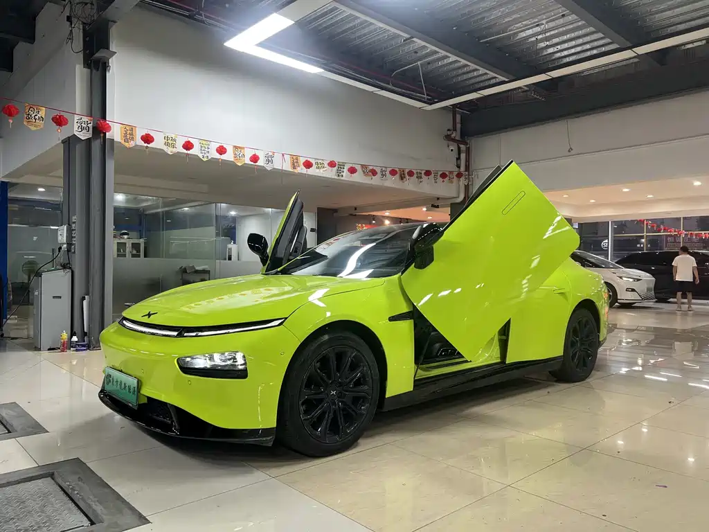 XPeng P7 — миниатюра 2