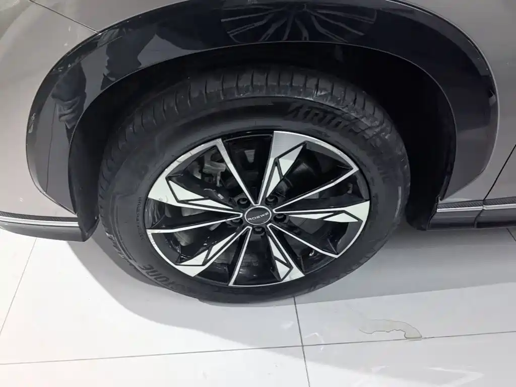 Roewe RX5 — миниатюра 23