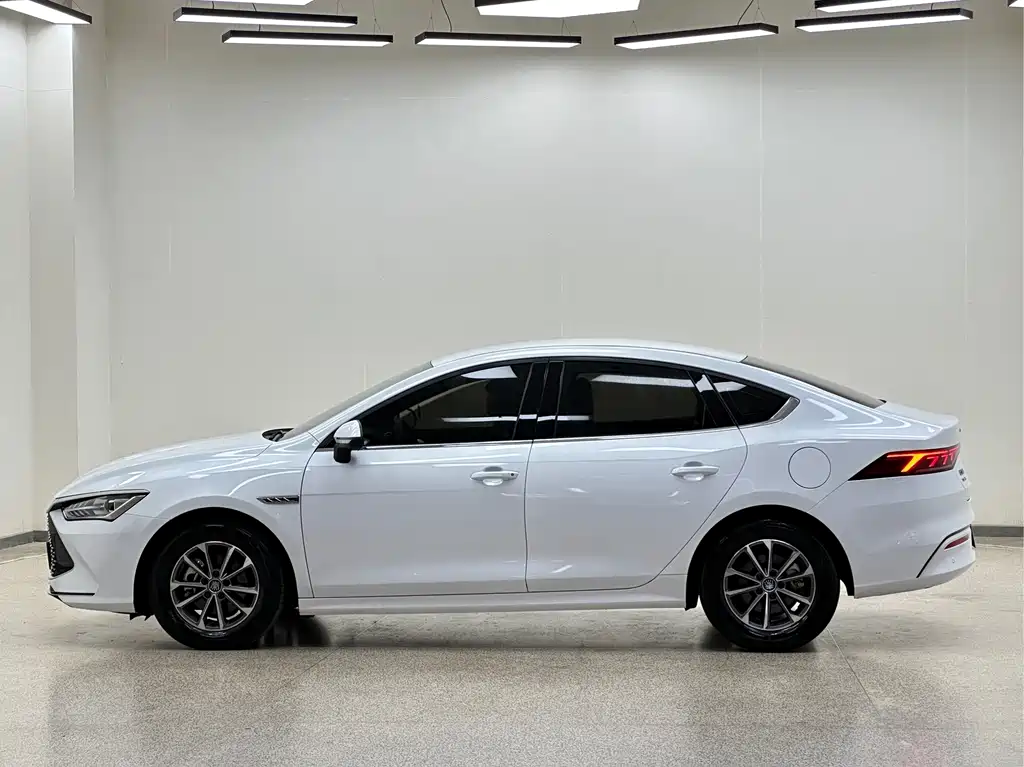 BYD Qin PLUS — миниатюра 7