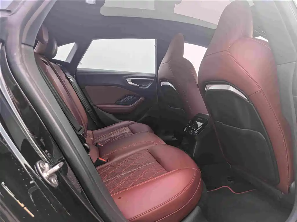 Audi A5L Sportback — миниатюра 7