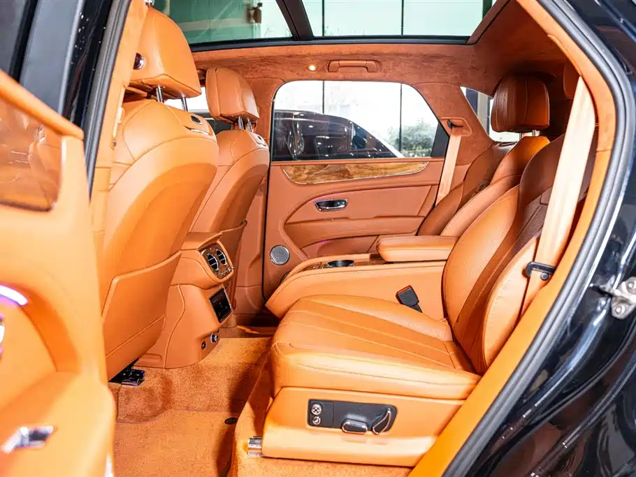 Bentley Bentayga 2022 4.0T V8