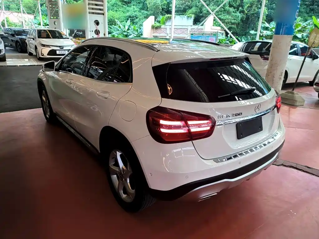 Mercedes-Benz GLA — миниатюра 5