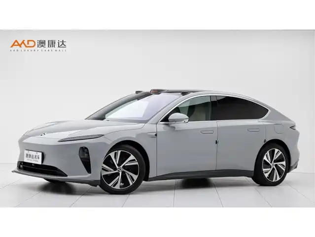 NIO ET5