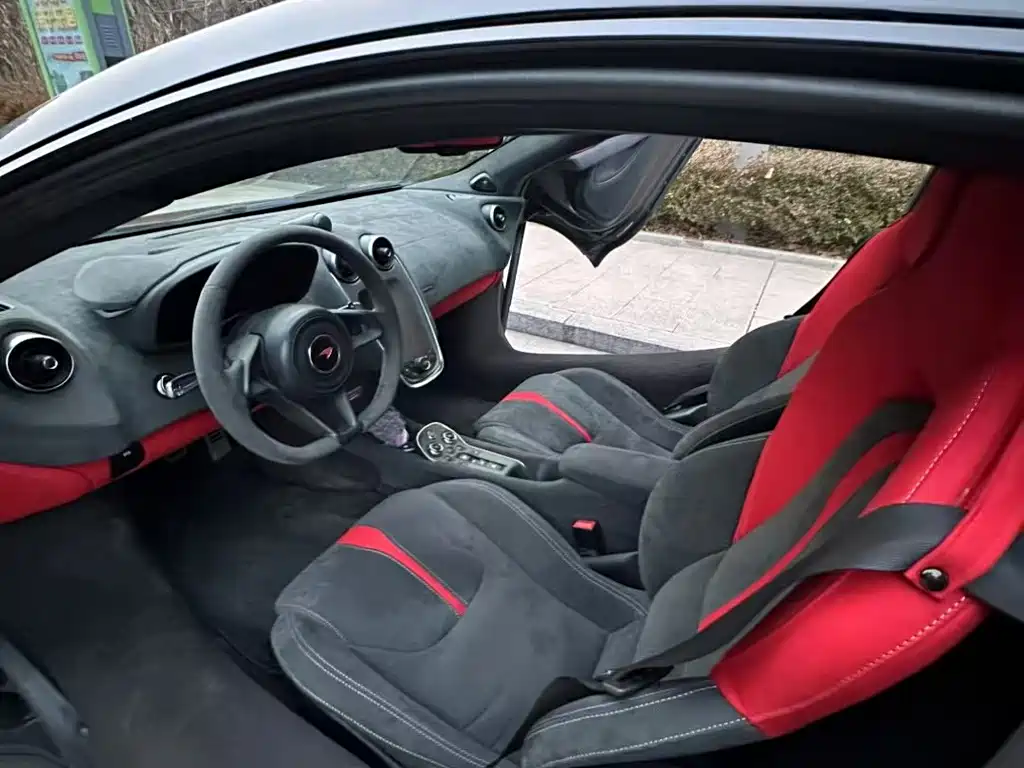 McLaren 570 — миниатюра 3