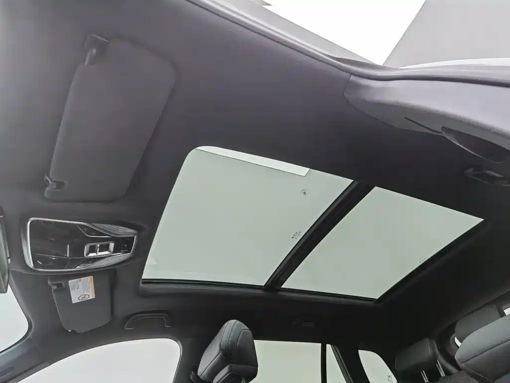 Ford Equator Sport — миниатюра 14