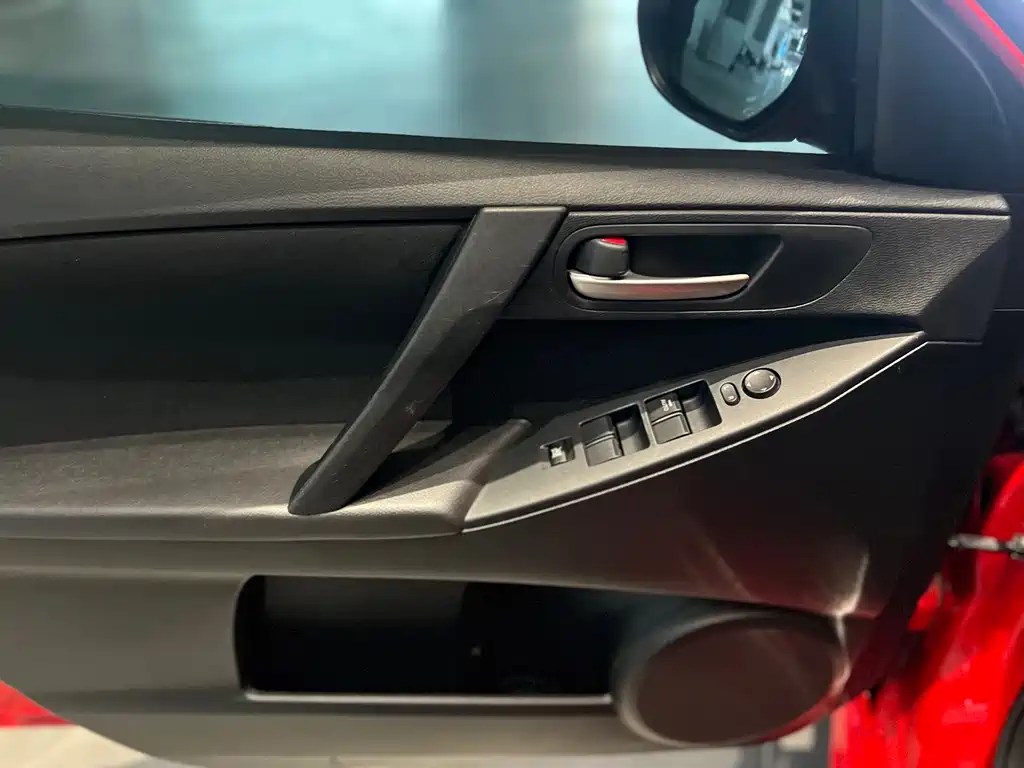 Mazda 3 Xingcheng — миниатюра 16
