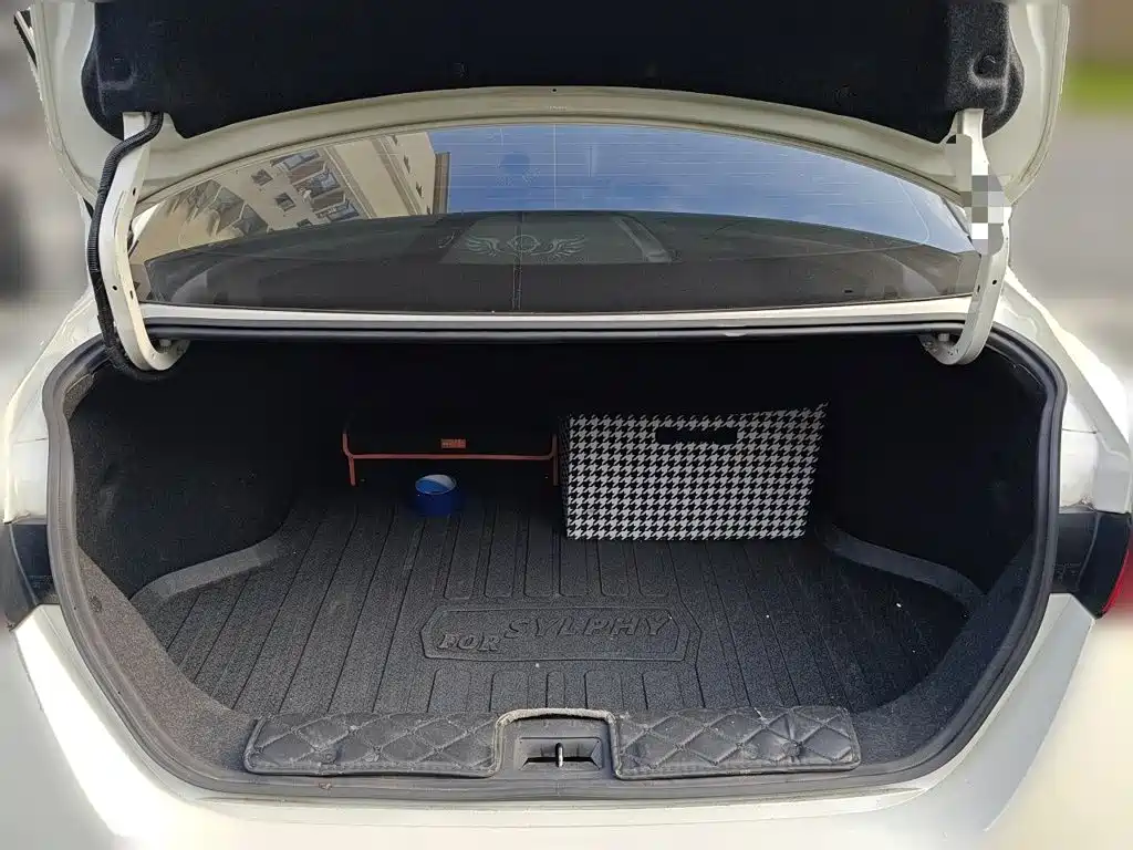 Nissan Sylphy — миниатюра 10