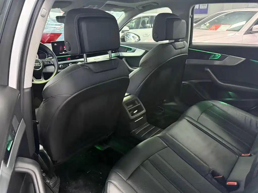 Audi A4L — миниатюра 5