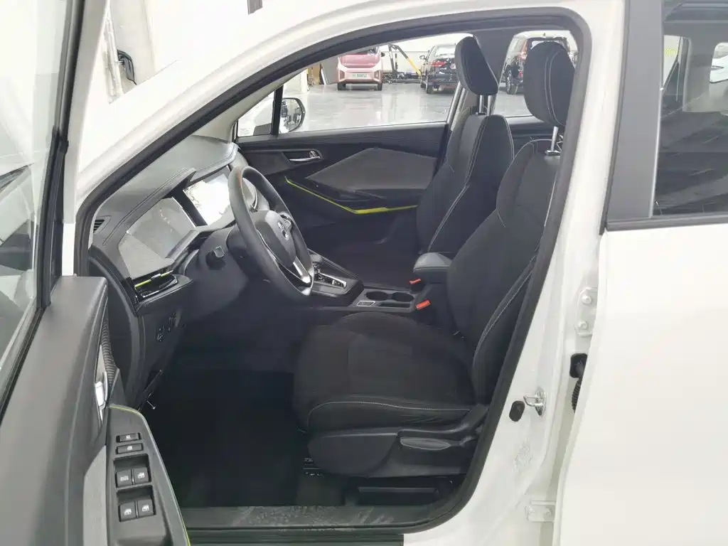 Changan New Energy E-Pro — миниатюра 10