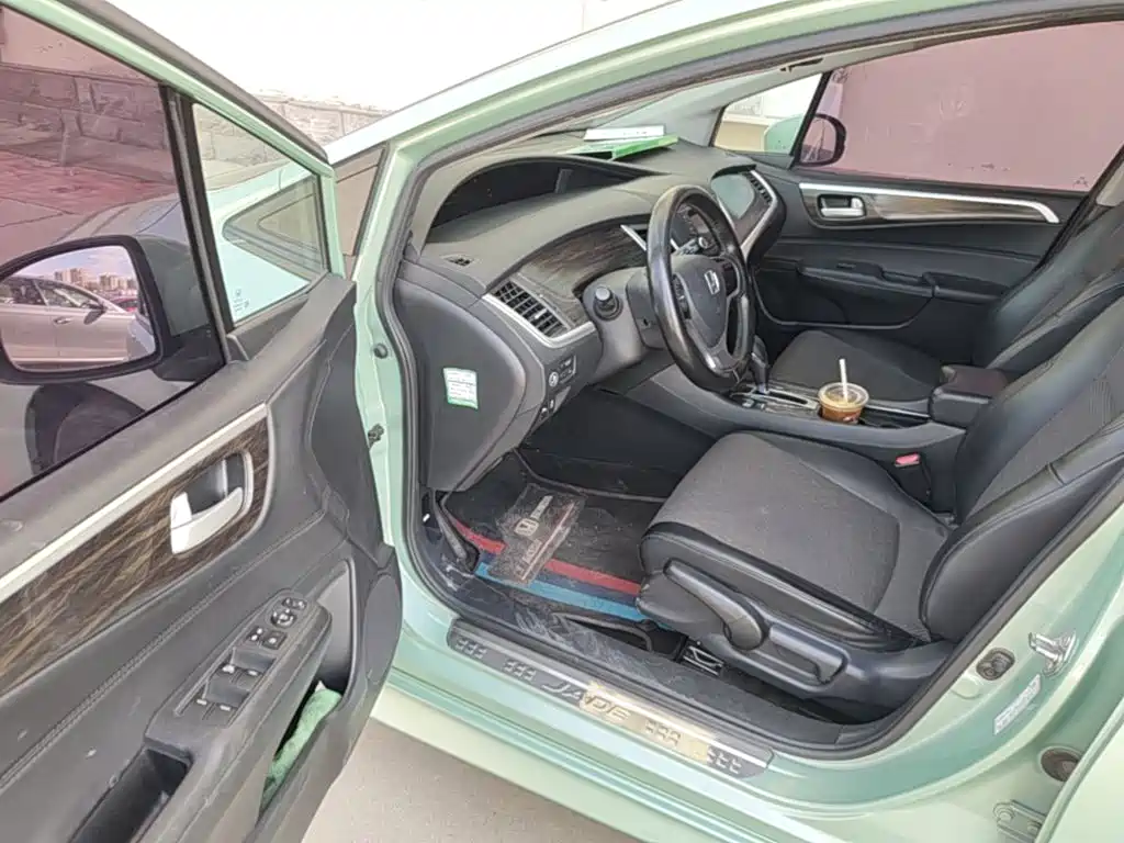 Honda Jade — миниатюра 16