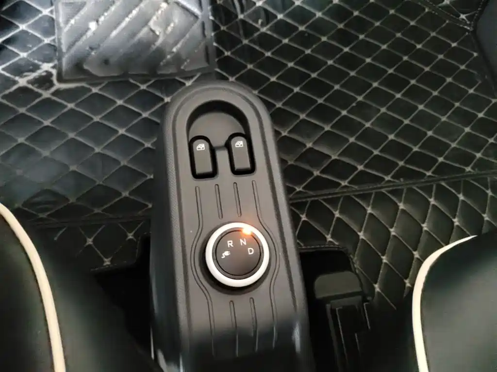 Wuling MINIEV — миниатюра 14