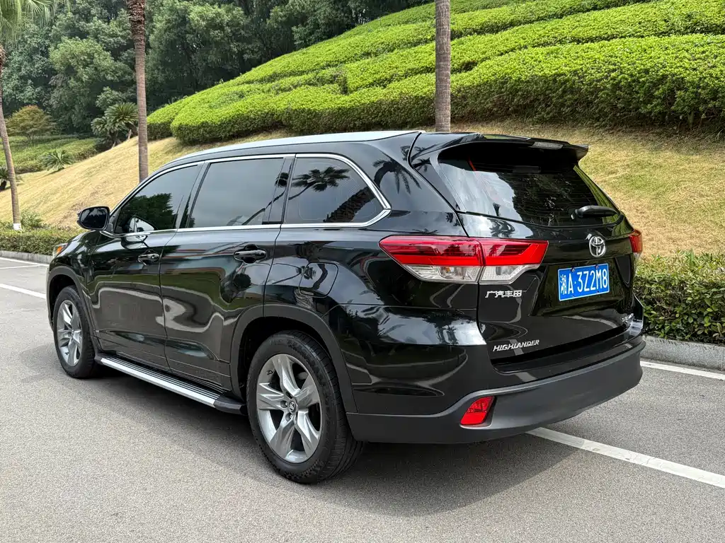 Toyota Highlander — миниатюра 16