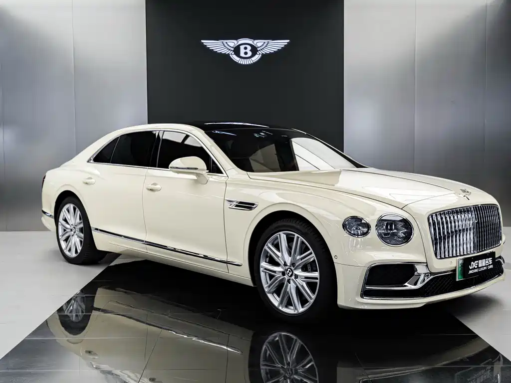 Bentley Flying Spur PHEV — миниатюра 3
