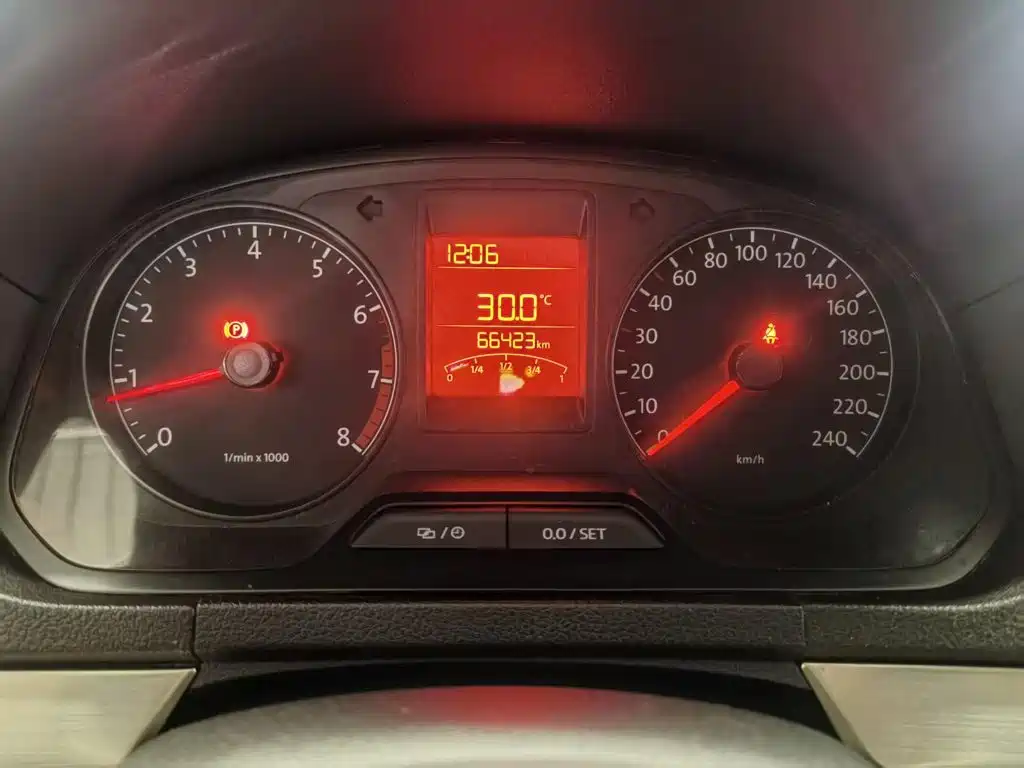 Volkswagen Jetta — миниатюра 12