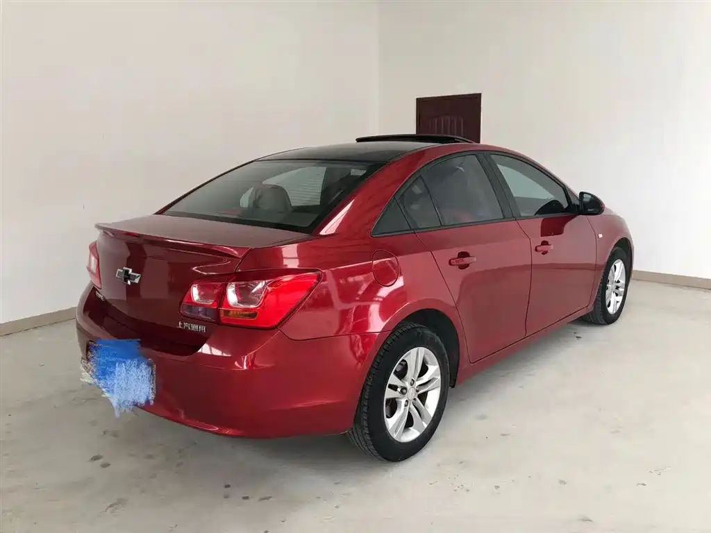 CHEVROLET CRUZE