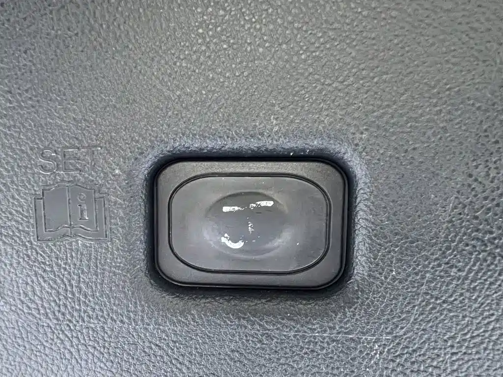 Lincoln Nautilus (Import) — миниатюра 20