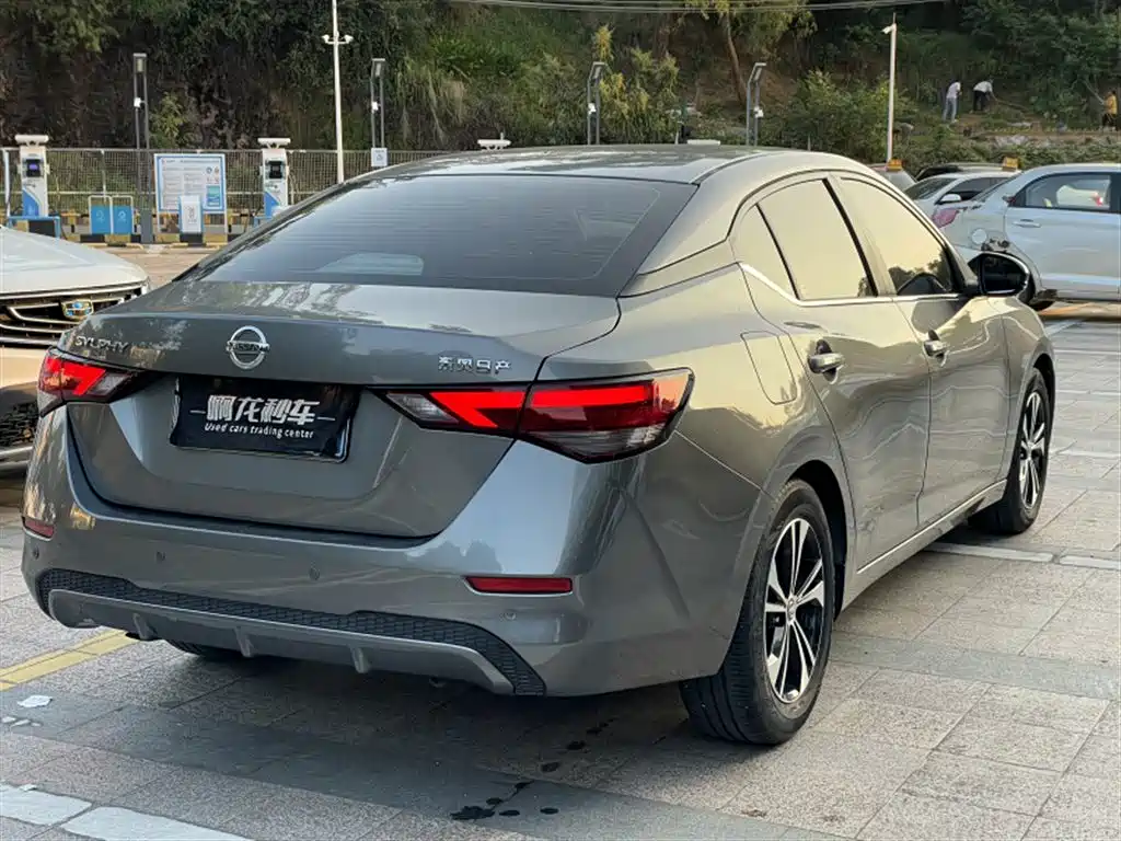 Nissan Sylphy — миниатюра 8
