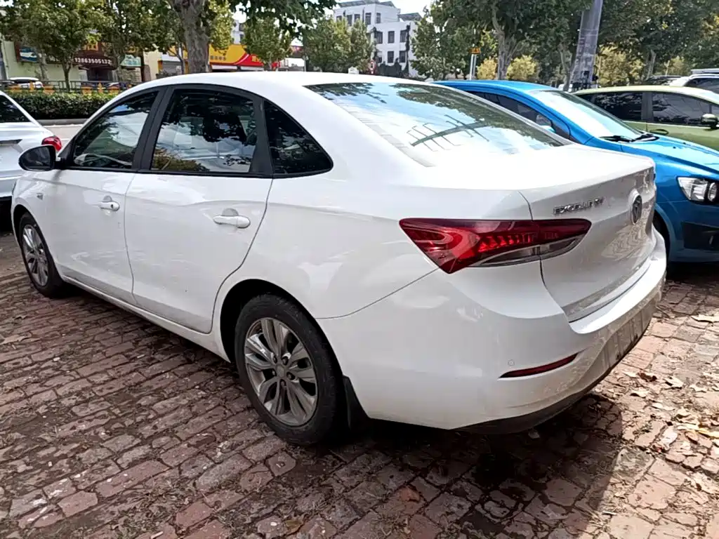 Buick Excelle — миниатюра 5
