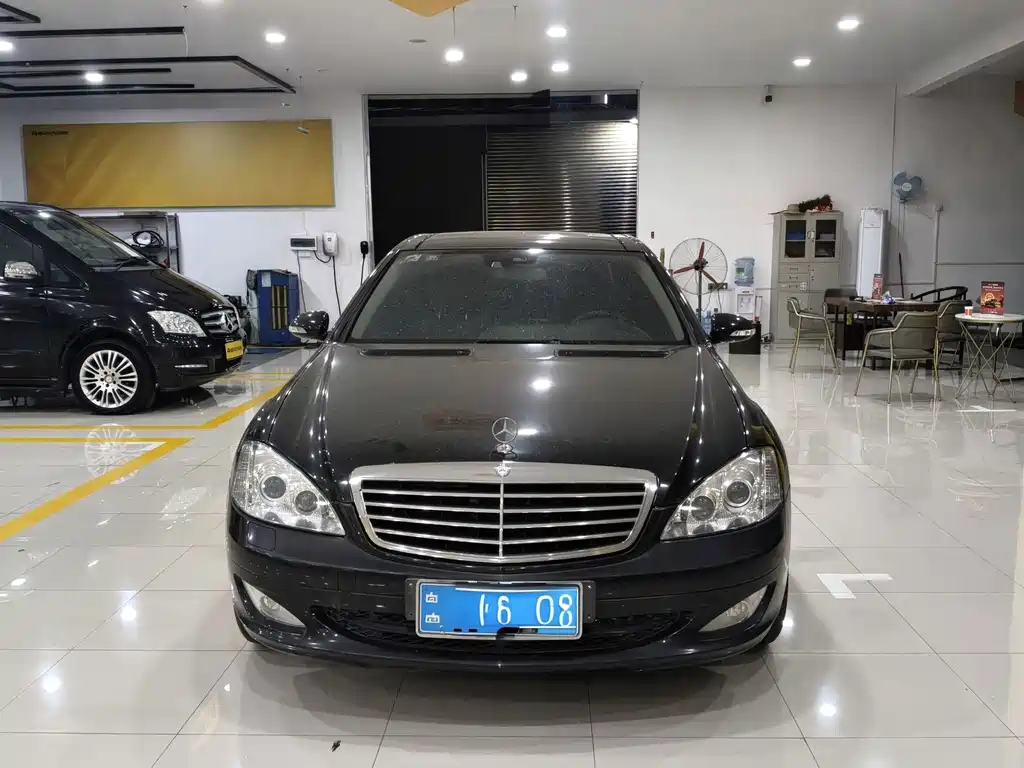 Mercedes-Benz S-Class — миниатюра 2